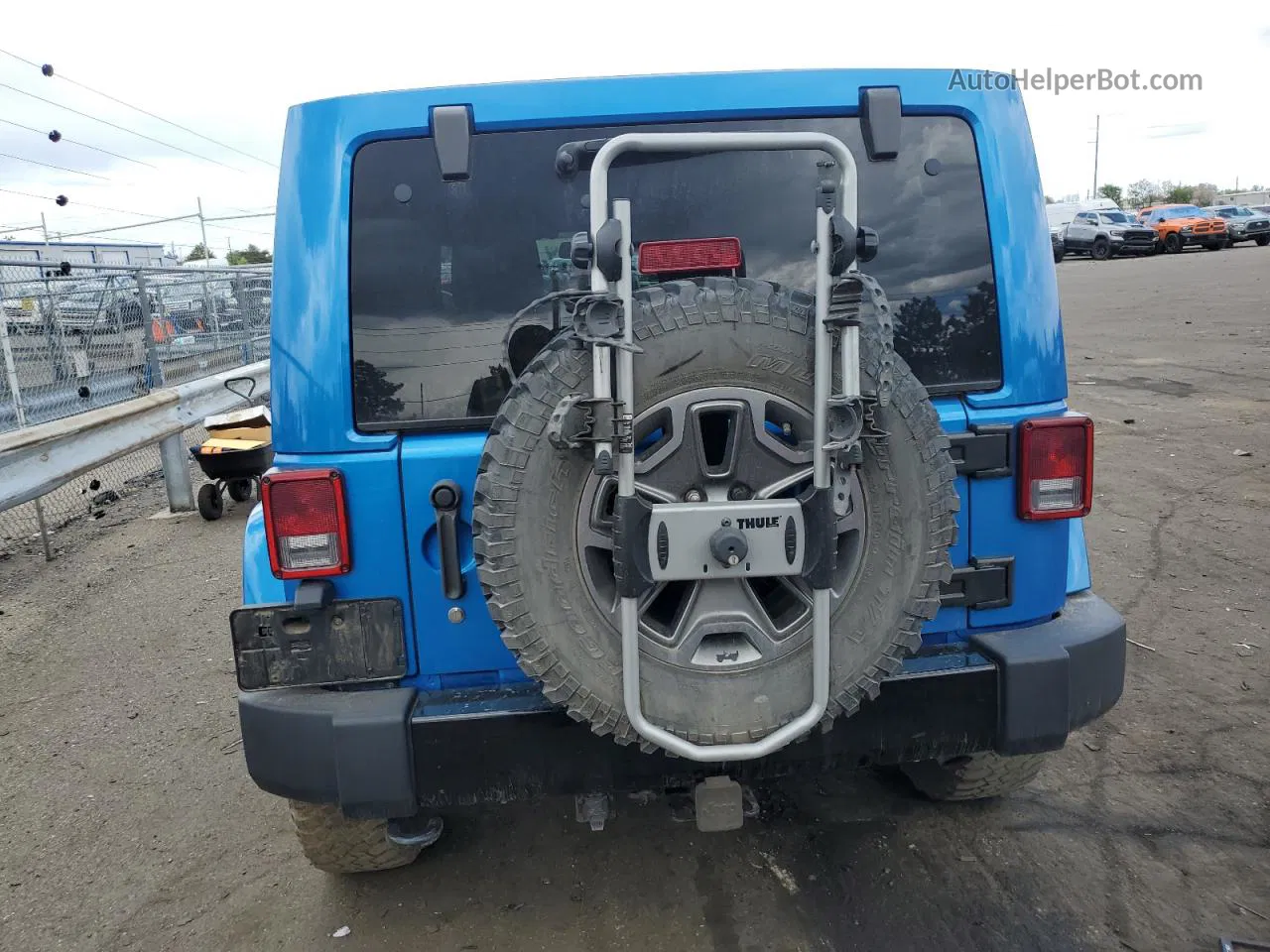 2014 Jeep Wrangler Unlimited Sahara Blue vin: 1C4BJWEG9EL276830