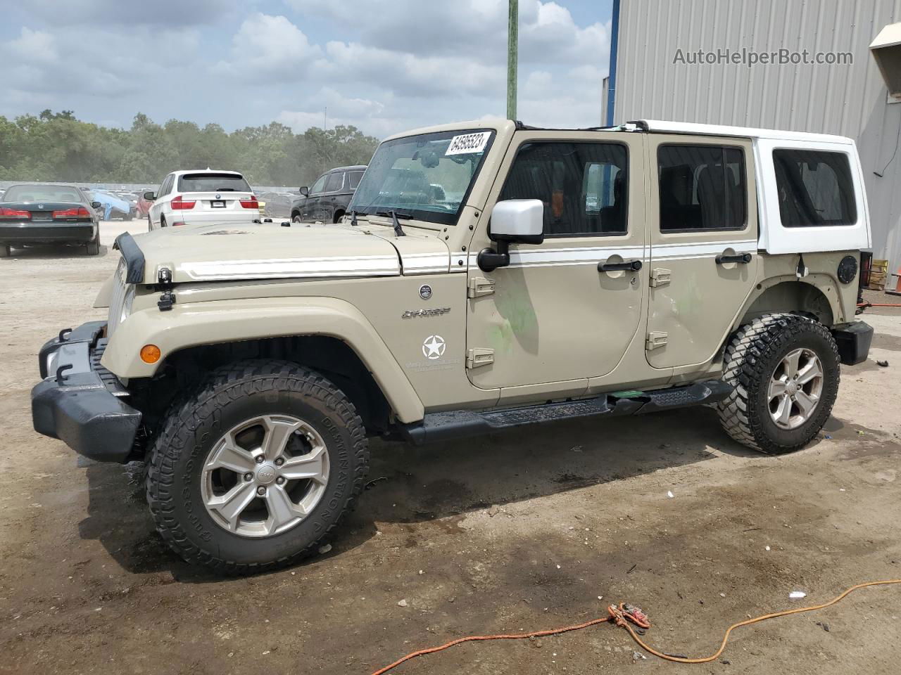 2017 Jeep Wrangler Unlimited Sahara Beige vin: 1C4BJWEG9HL653418