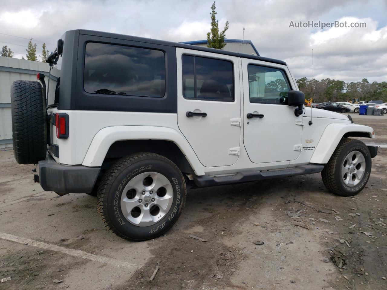 2014 Jeep Wrangler Unlimited Sahara White vin: 1C4BJWEGXEL306188