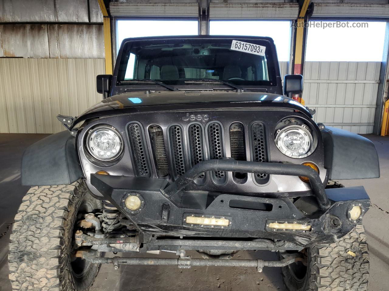 2017 Jeep Wrangler Unlimited Rubicon Gray vin: 1C4BJWFG0HL568028