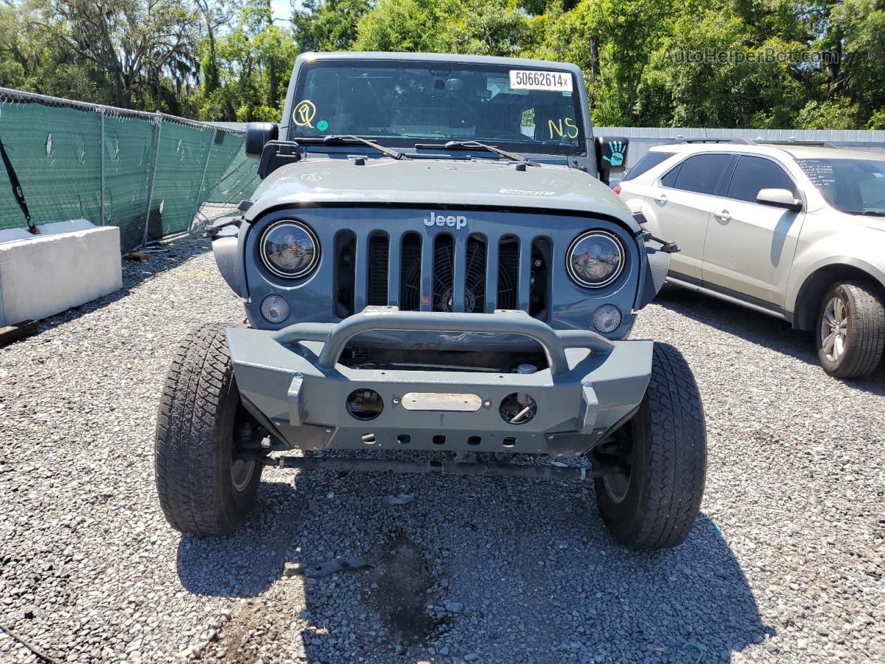 2014 Jeep Wrangler Unlimited Rubicon Gray vin: 1C4BJWFG5EL188937