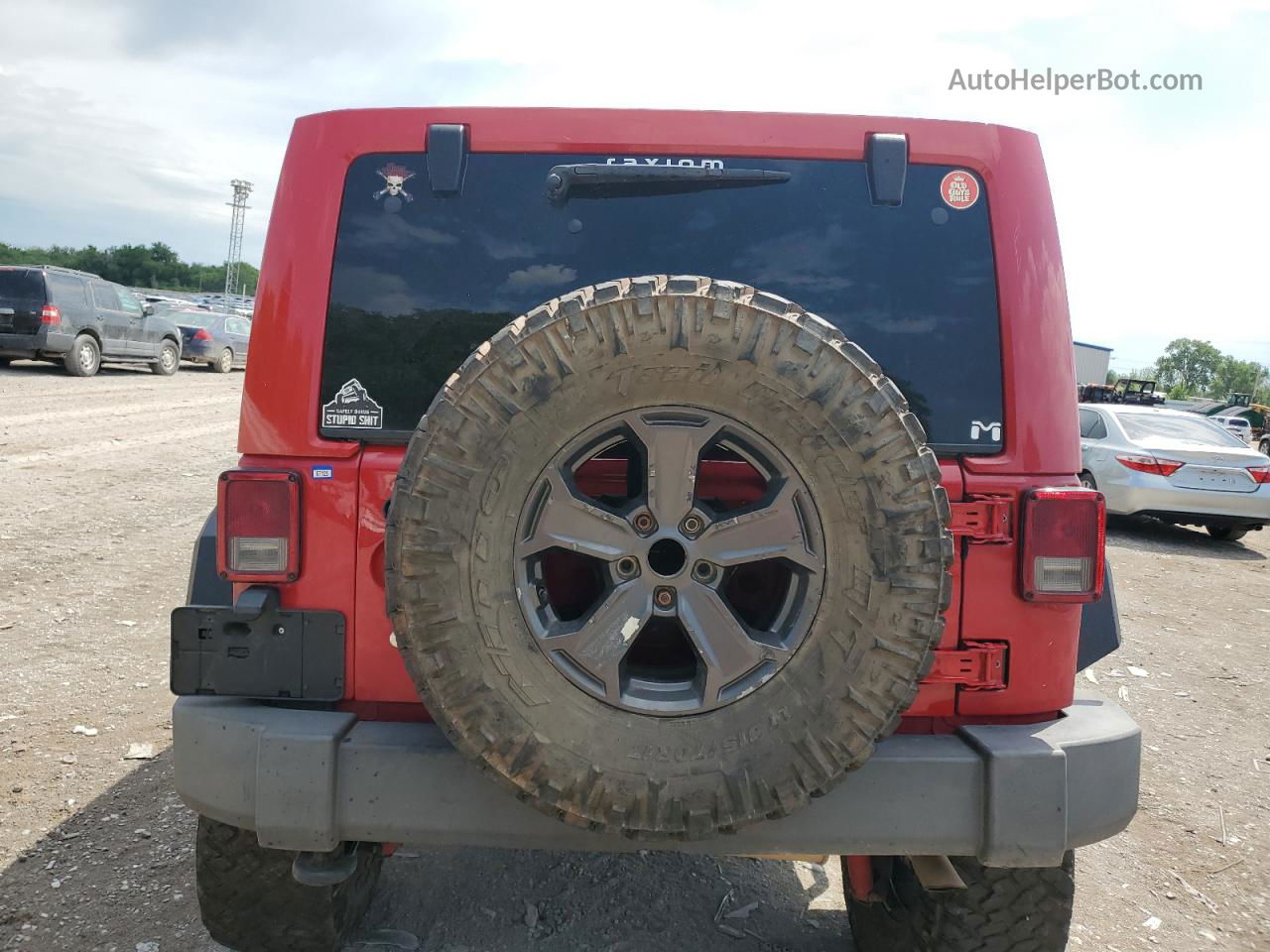 2014 Jeep Wrangler Unlimited Rubicon Red vin: 1C4BJWFG7EL151338