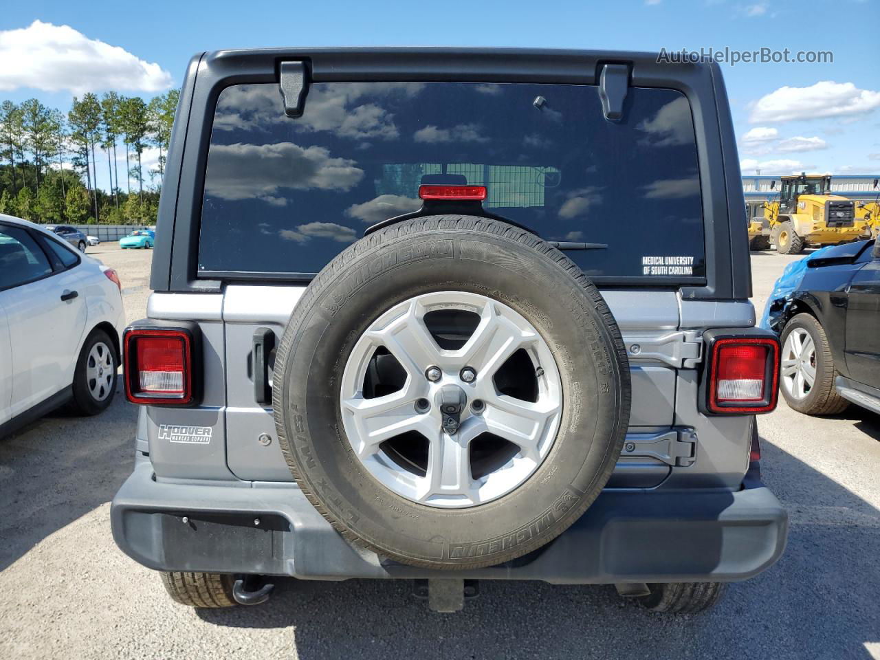 2019 Jeep Wrangler Sport Silver vin: 1C4GJXAG1KW687179