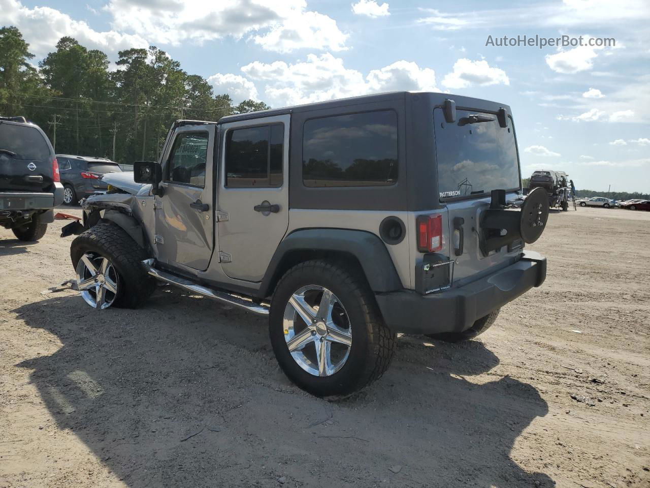 2014 Jeep Wrangler Unlimited Sport Silver vin: 1C4HJWDG0EL311802