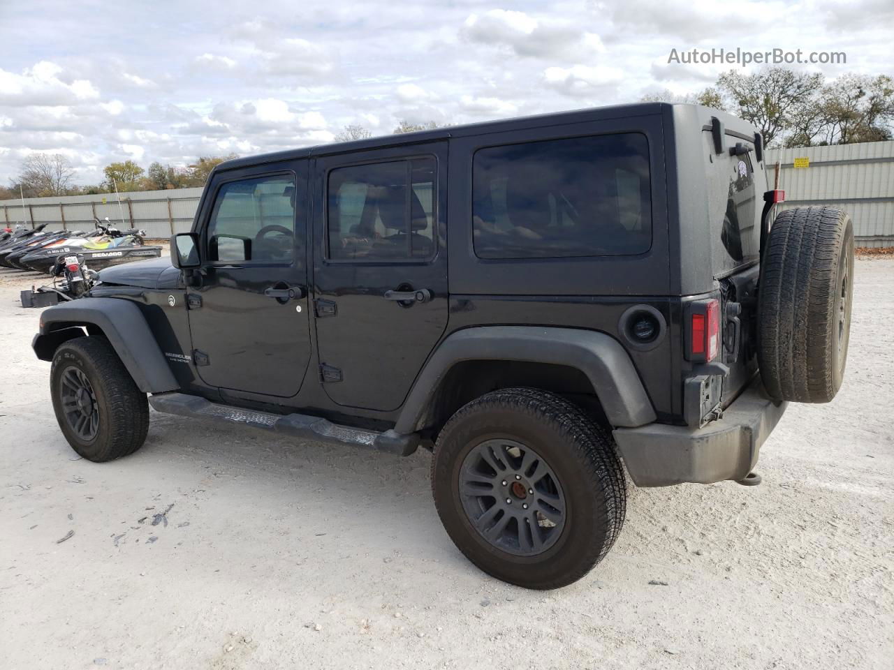 2014 Jeep Wrangler Unlimited Sport Черный vin: 1C4HJWDGXEL174139