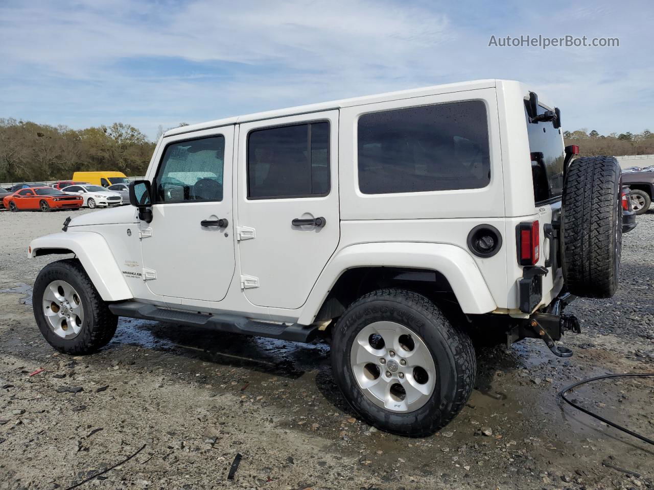 2014 Jeep Wrangler Unlimited Sahara White vin: 1C4HJWEG0EL186251