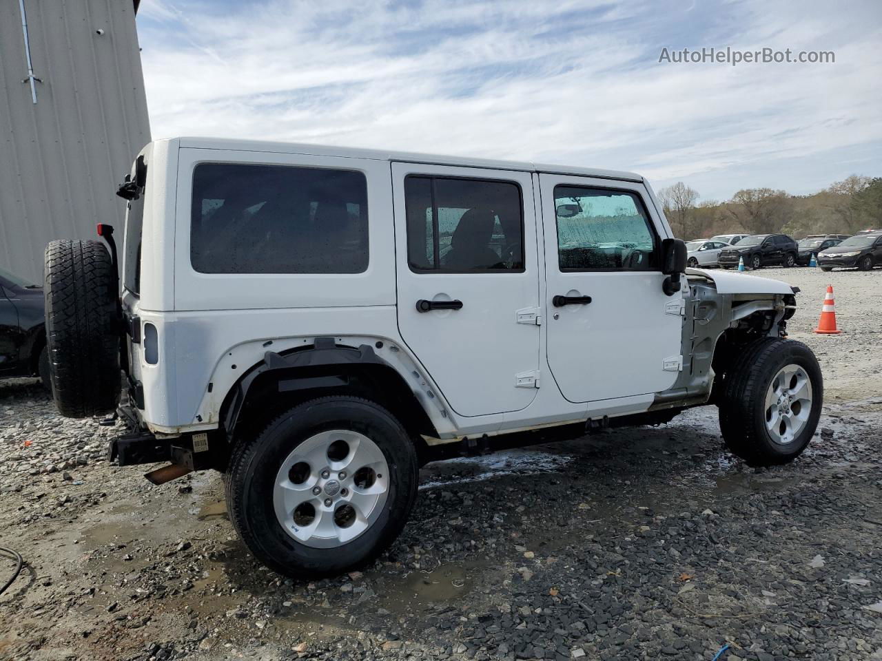 2014 Jeep Wrangler Unlimited Sahara White vin: 1C4HJWEG0EL186251