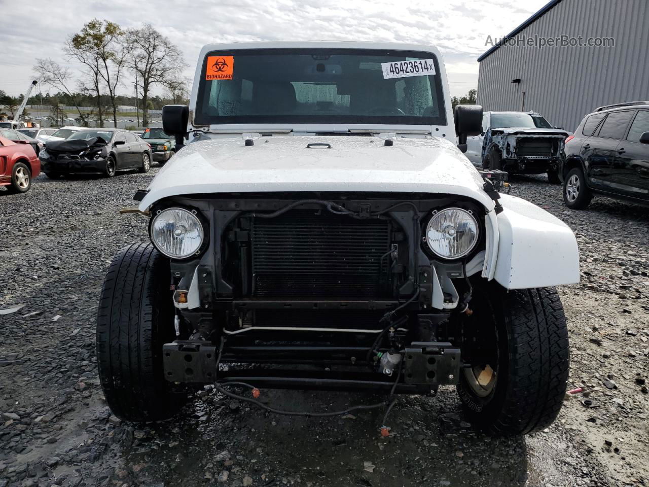 2014 Jeep Wrangler Unlimited Sahara White vin: 1C4HJWEG0EL186251