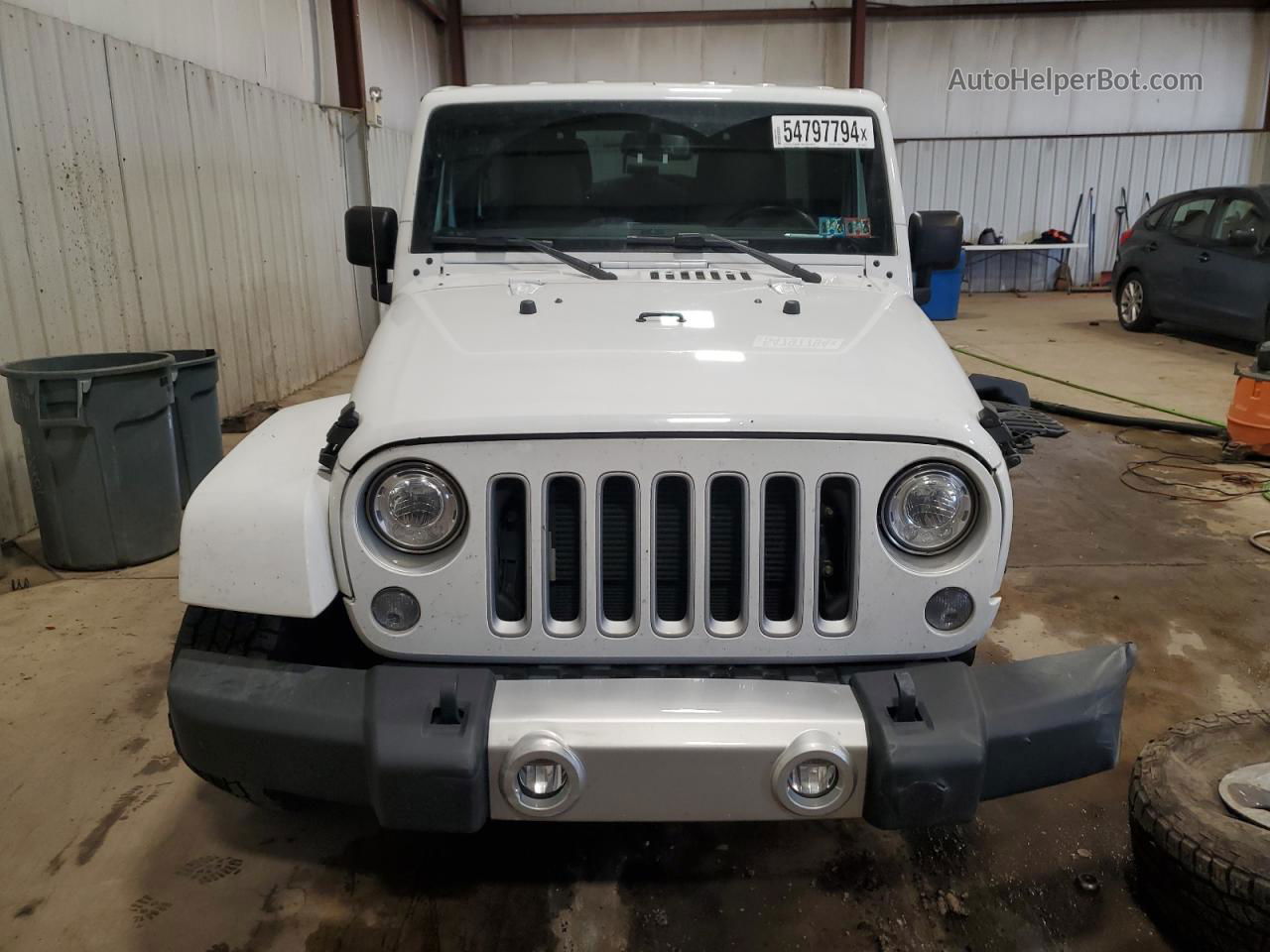 2017 Jeep Wrangler Unlimited Sahara White vin: 1C4HJWEG1HL733726