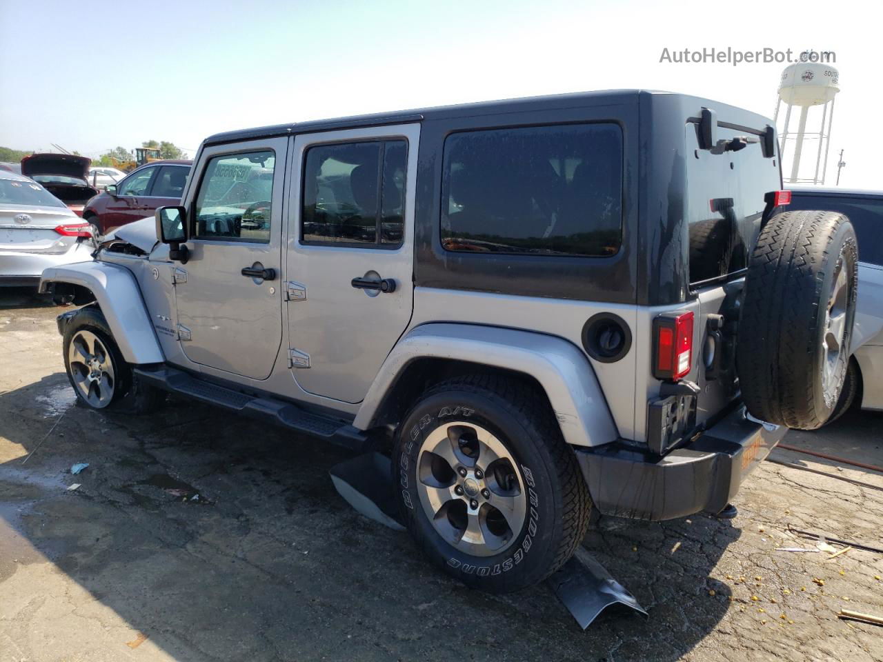 2017 Jeep Wrangler Unlimited Sahara Silver vin: 1C4HJWEG2HL681376