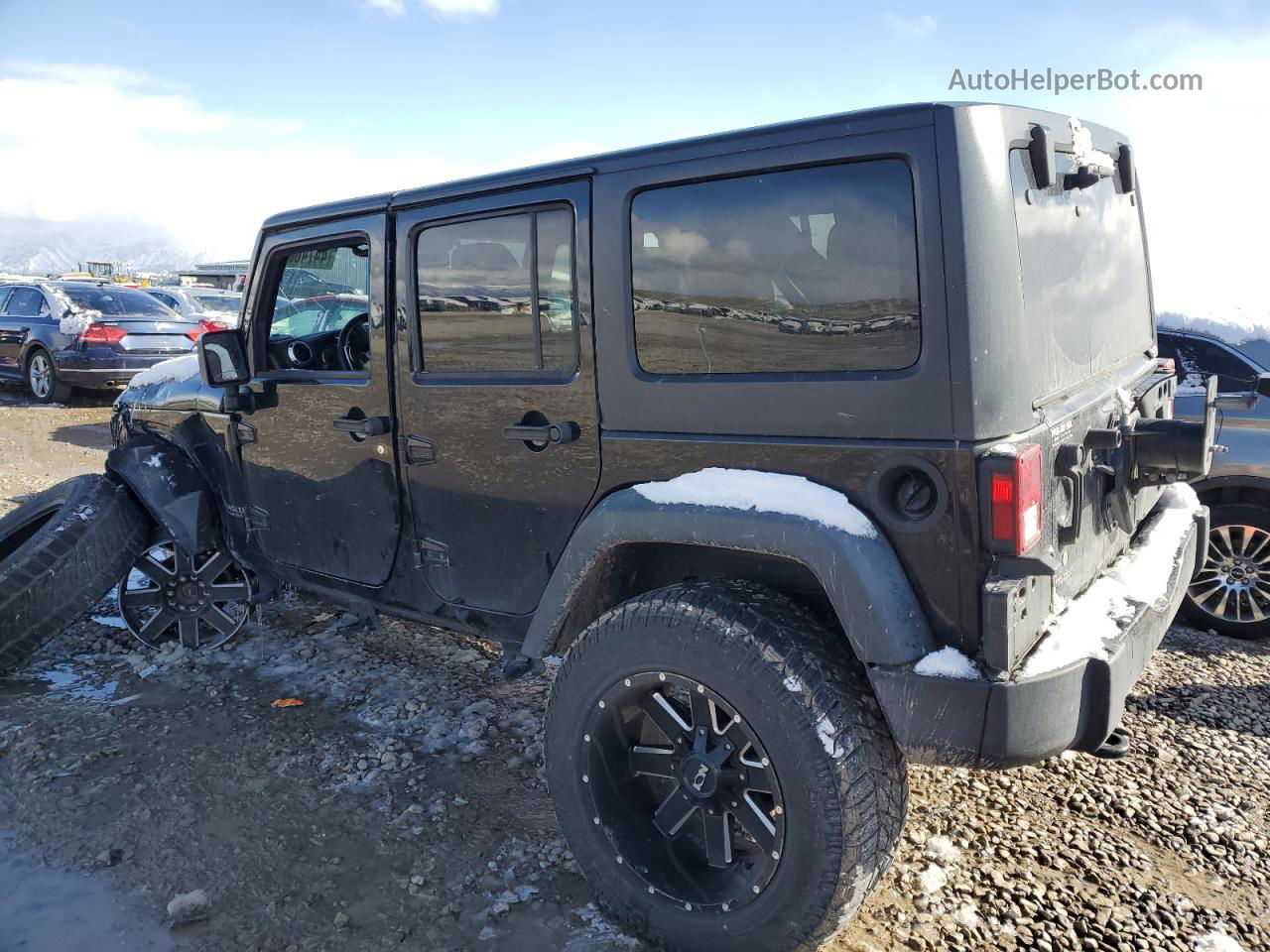 2017 Jeep Wrangler Unlimited Sahara Black vin: 1C4HJWEG7HL680322