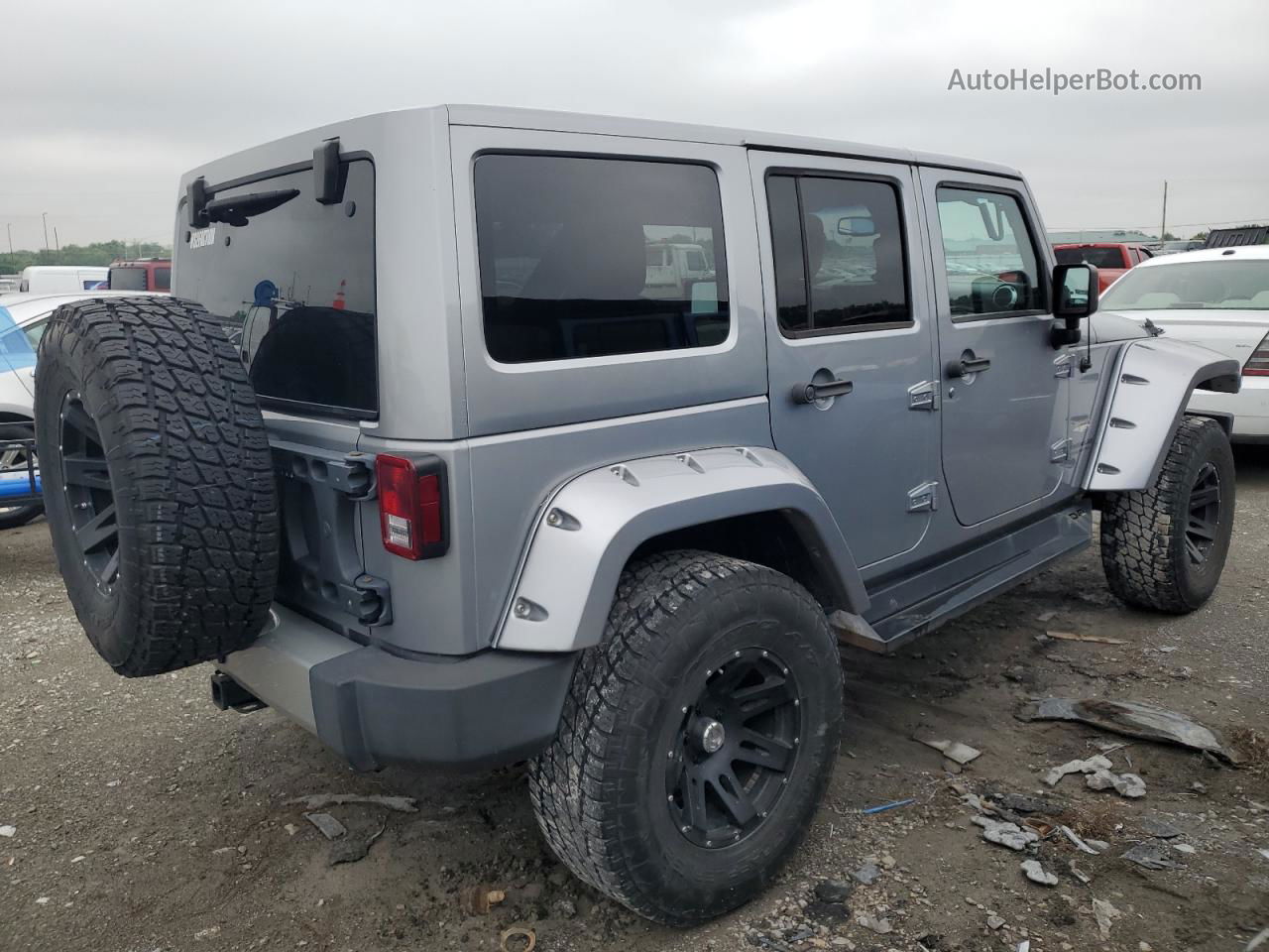 2014 Jeep Wrangler Unlimited Sahara Gray vin: 1C4HJWEG8EL104640