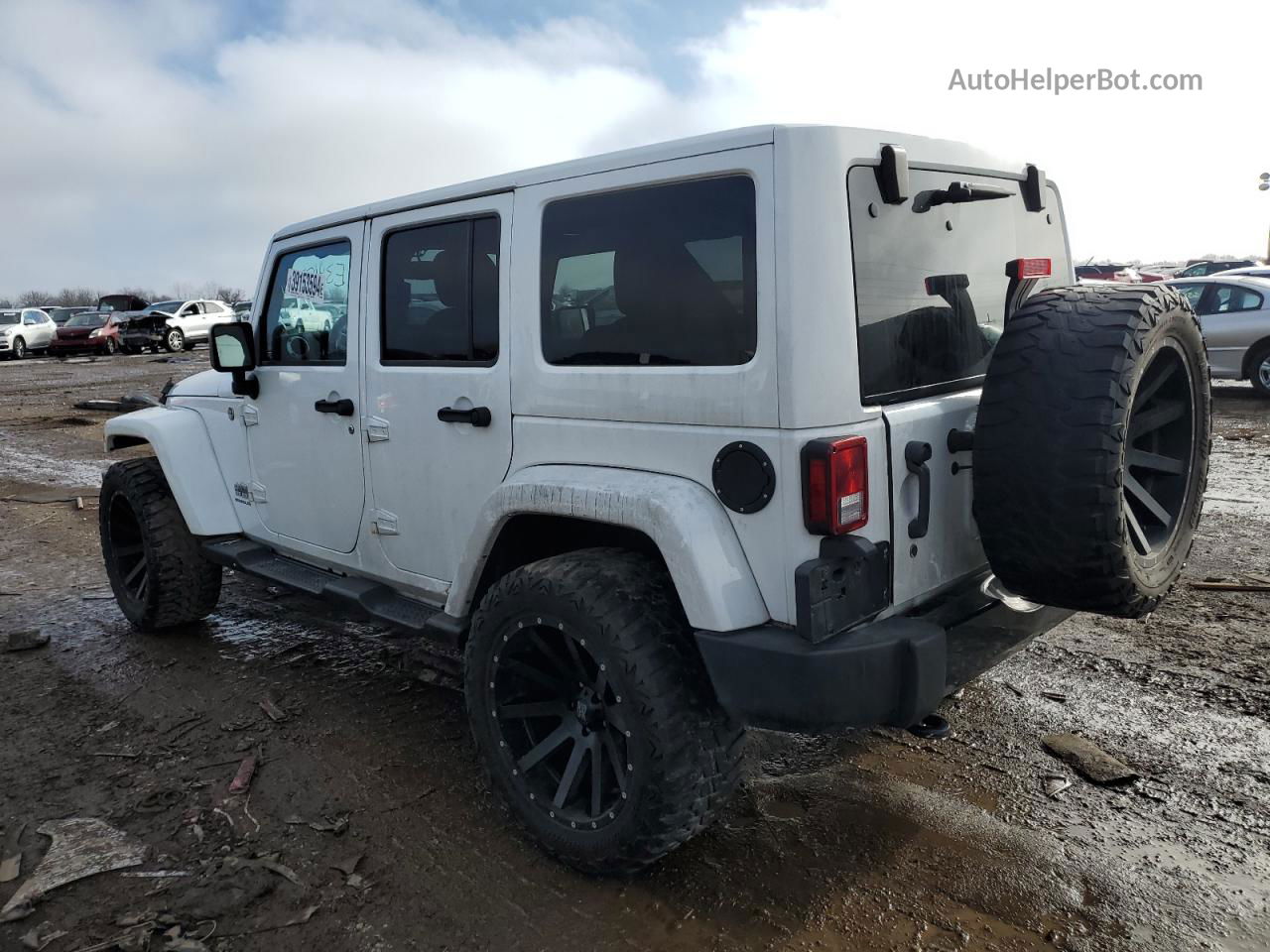 2014 Jeep Wrangler Unlimited Sahara White vin: 1C4HJWEGXEL202715