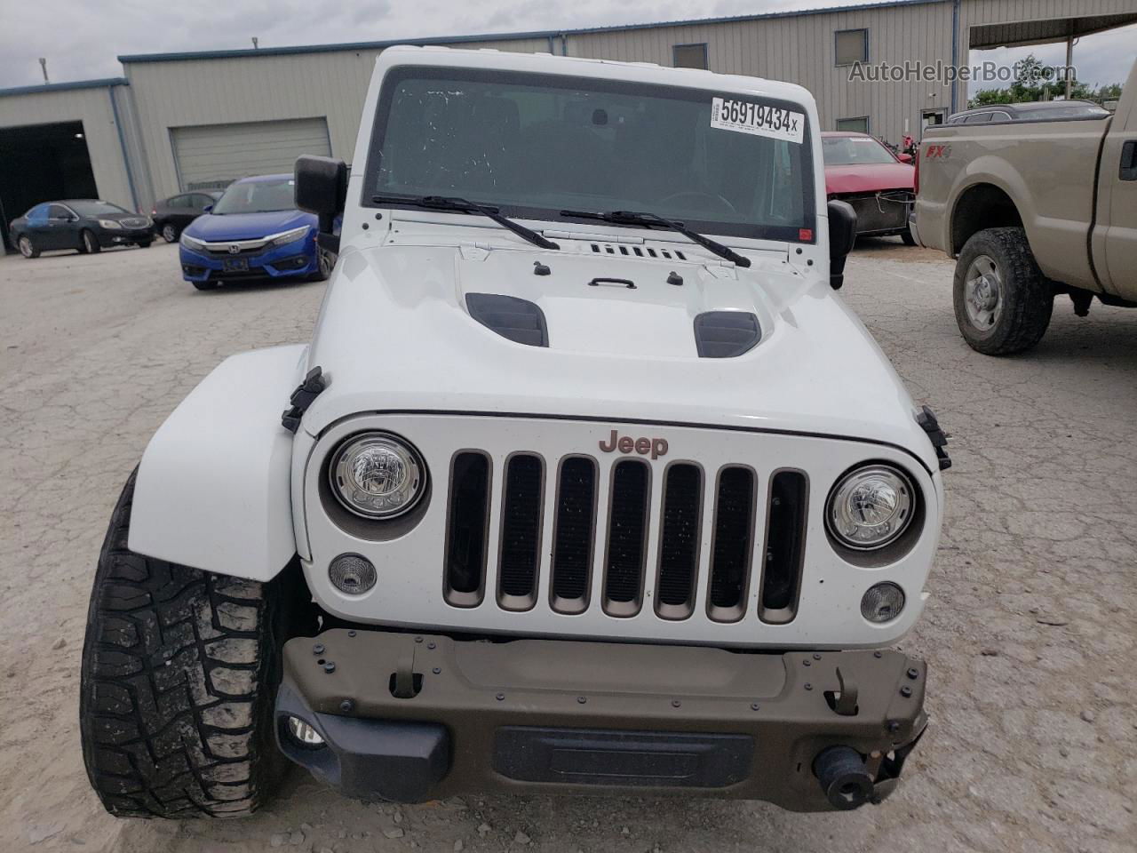 2017 Jeep Wrangler Unlimited Sahara White vin: 1C4HJWEGXHL522878