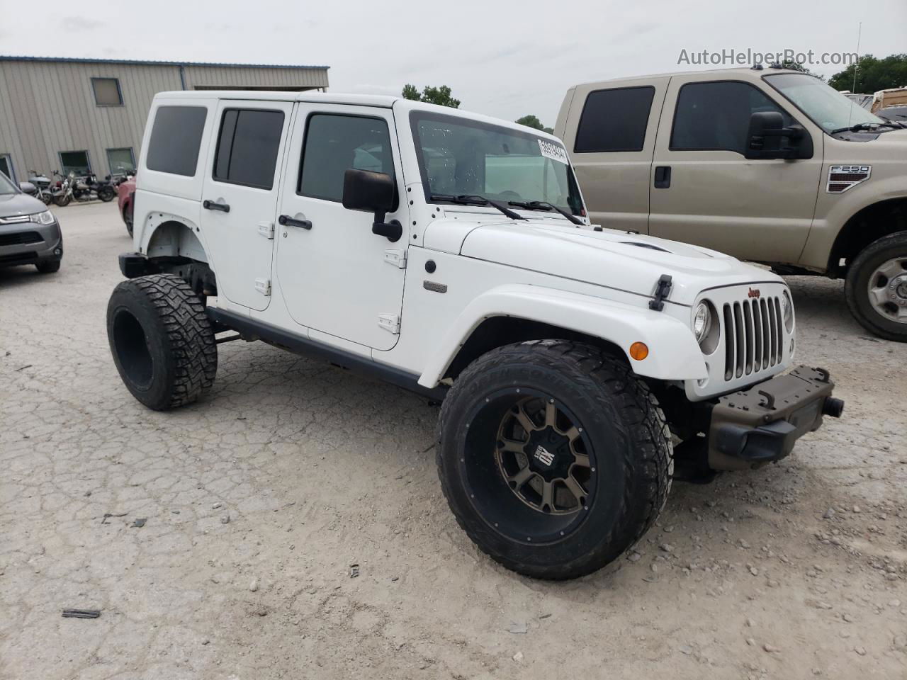 2017 Jeep Wrangler Unlimited Sahara White vin: 1C4HJWEGXHL522878