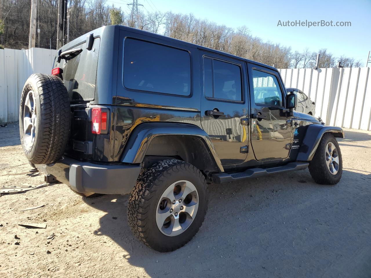 2017 Jeep Wrangler Unlimited Sahara Black vin: 1C4HJWEGXHL669069