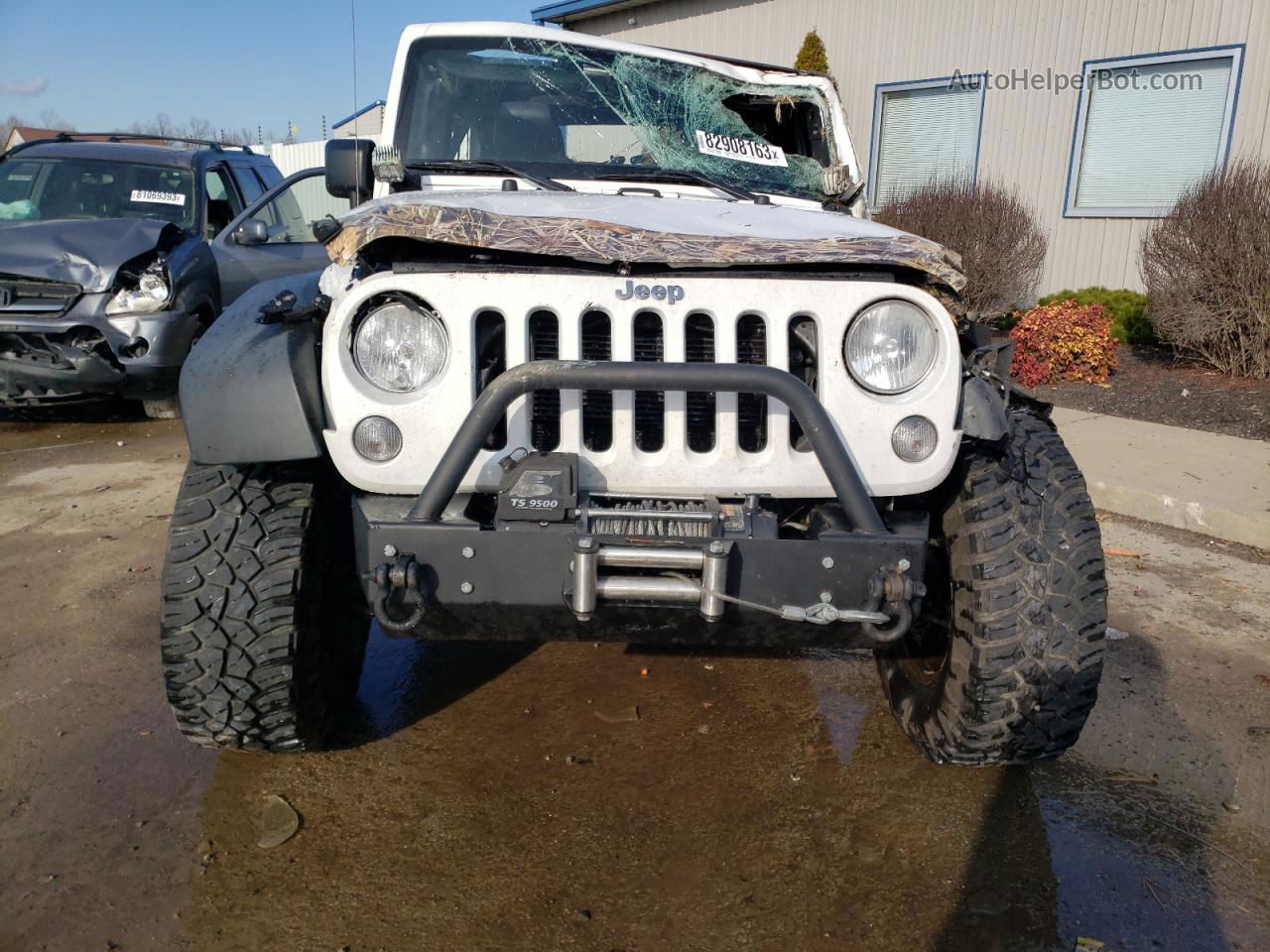 2014 Jeep Wrangler Unlimited Rubicon White vin: 1C4HJWFG3EL244920