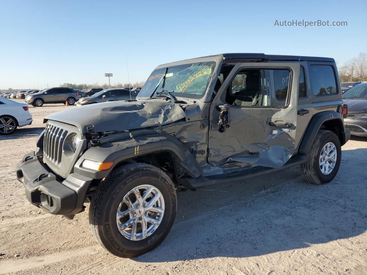 2023 Jeep Wrangler Sport Серебряный vin: 1C4HJXDG2PW660127