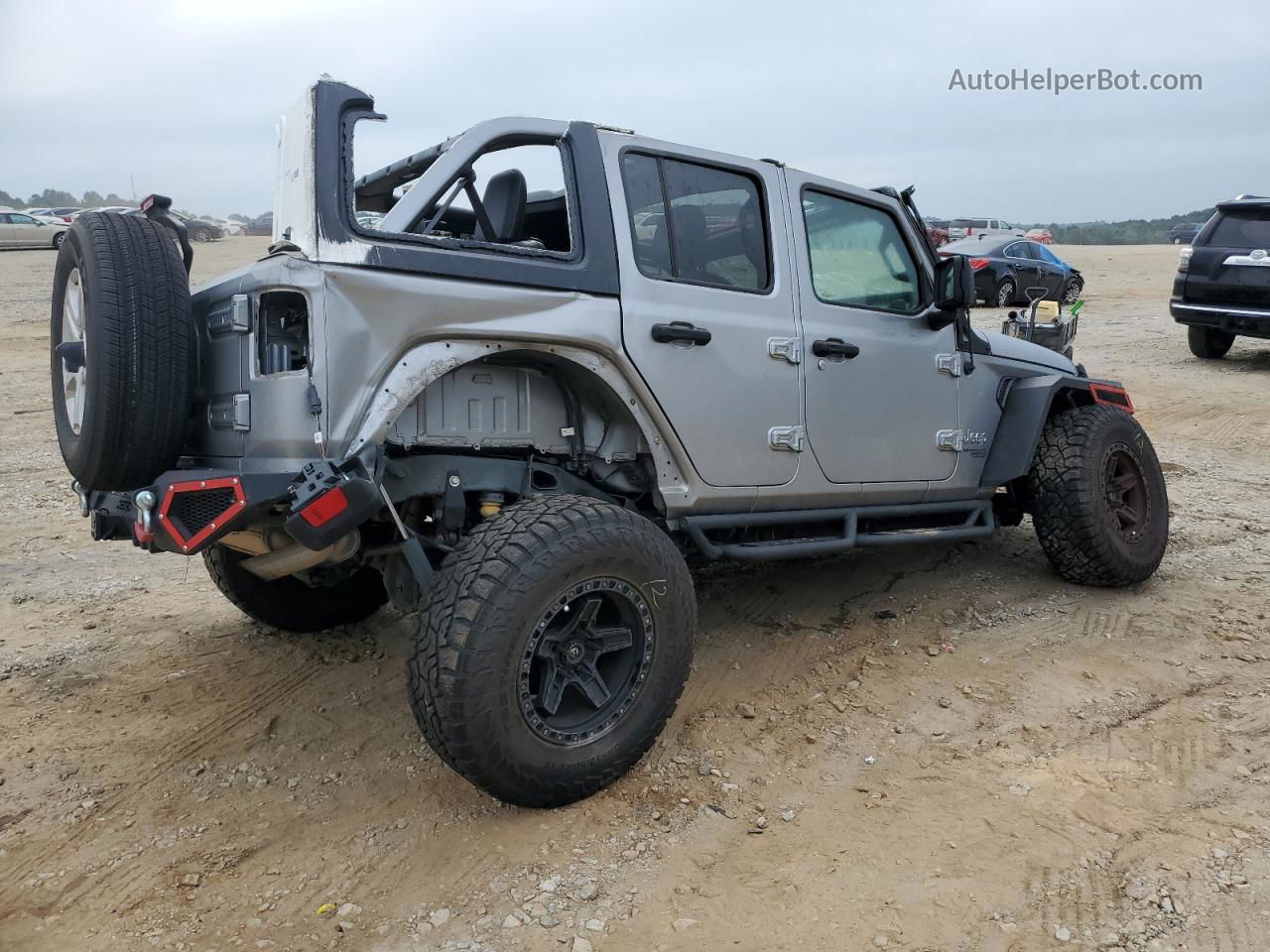 2019 Jeep Wrangler Unlimited Sport Silver vin: 1C4HJXDN7KW586016