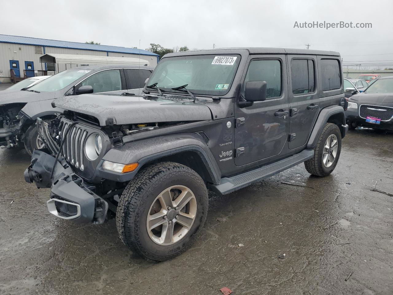 2019 Jeep Wrangler Unlimited Sahara Gray vin: 1C4HJXEG0KW619552