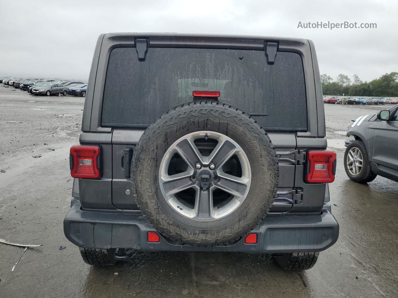 2019 Jeep Wrangler Unlimited Sahara Gray vin: 1C4HJXEG0KW619552