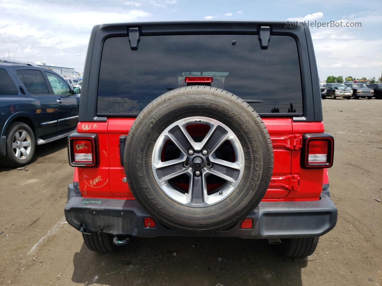 2019 Jeep Wrangler Unlimited Sahara Red vin: 1C4HJXEG3KW551893