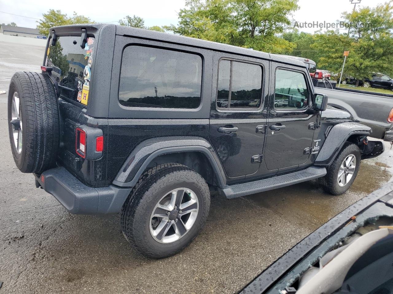 2019 Jeep Wrangler Unlimited Sahara Black vin: 1C4HJXEG5KW543357