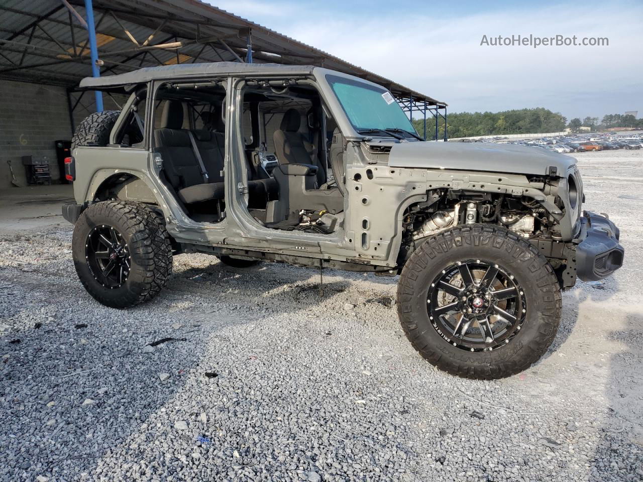 2019 Jeep Wrangler Unlimited Sahara Gray vin: 1C4HJXEG5KW604321