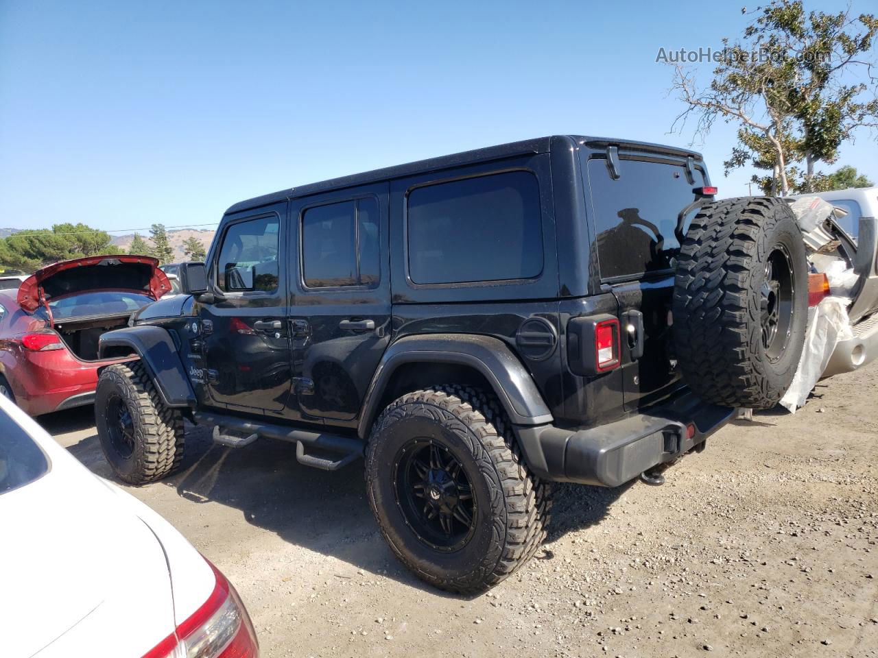 2019 Jeep Wrangler Unlimited Sahara Черный vin: 1C4HJXEG5KW628036