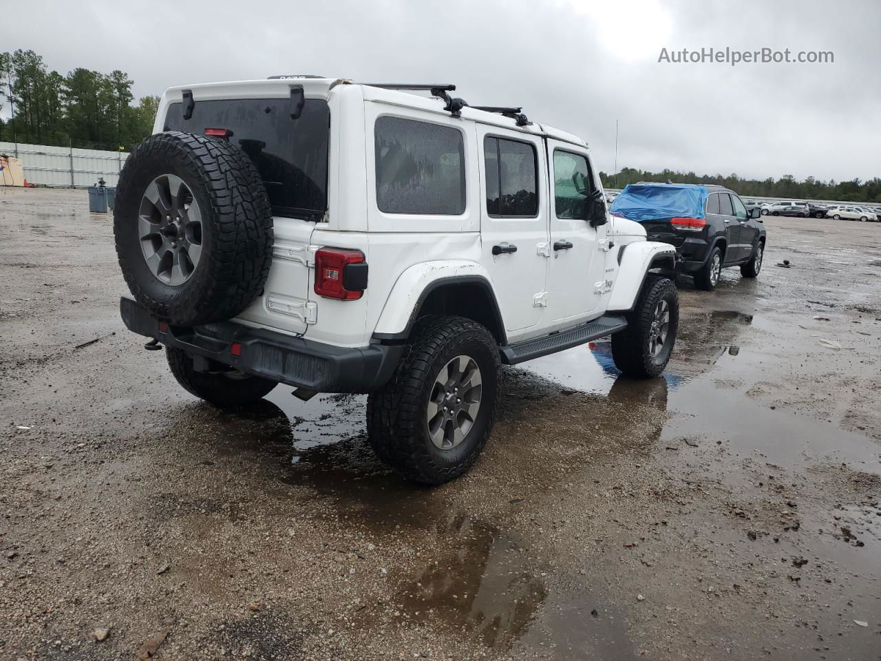 2019 Jeep Wrangler Unlimited Sahara White vin: 1C4HJXEG5KW667659