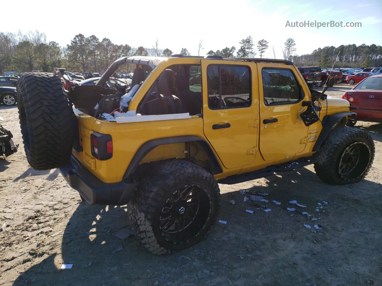 2019 Jeep Wrangler Unlimited Sahara Yellow vin: 1C4HJXEG9KW518204