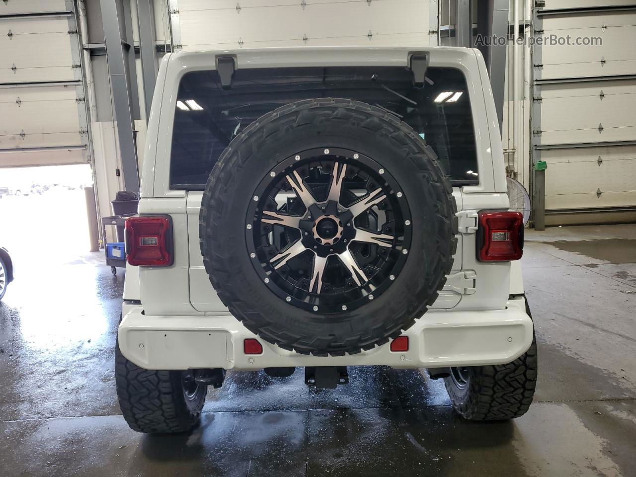 2023 Jeep Wrangler Sahara White vin: 1C4HJXEGXPW606427