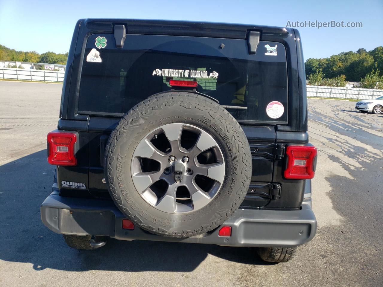 2019 Jeep Wrangler Unlimited Sahara Black vin: 1C4HJXEN0KW511821