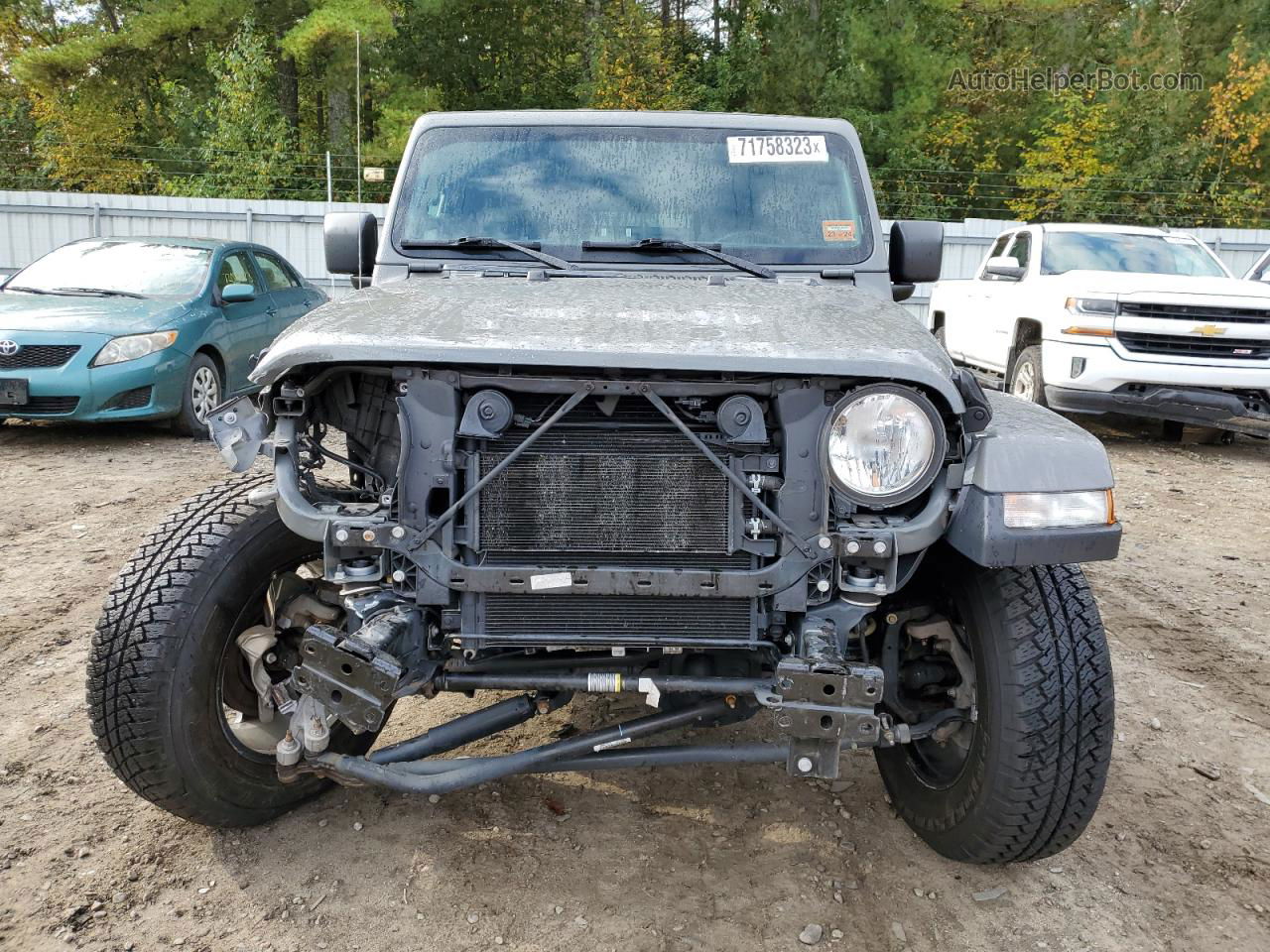 2019 Jeep Wrangler Unlimited Sahara Gray vin: 1C4HJXEN0KW521233