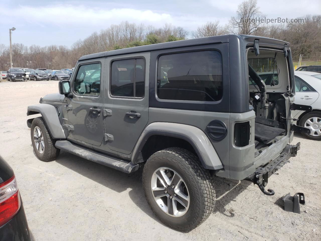 2019 Jeep Wrangler Unlimited Sahara Gray vin: 1C4HJXEN2KW507706