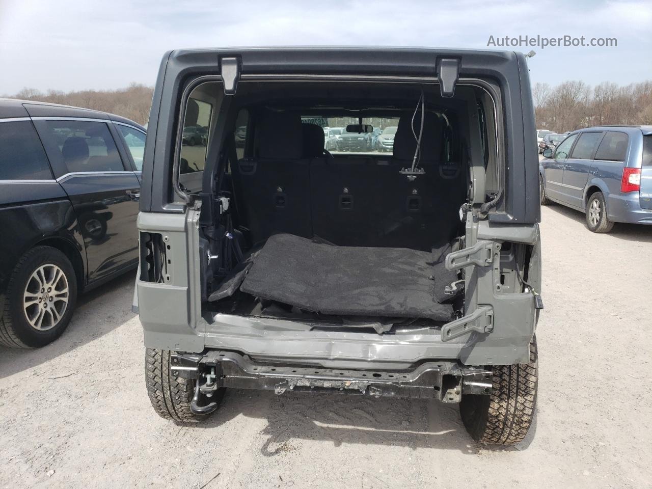 2019 Jeep Wrangler Unlimited Sahara Gray vin: 1C4HJXEN2KW507706