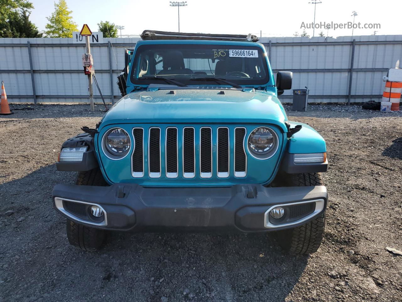 2019 Jeep Wrangler Unlimited Sahara Turquoise vin: 1C4HJXEN2KW630468