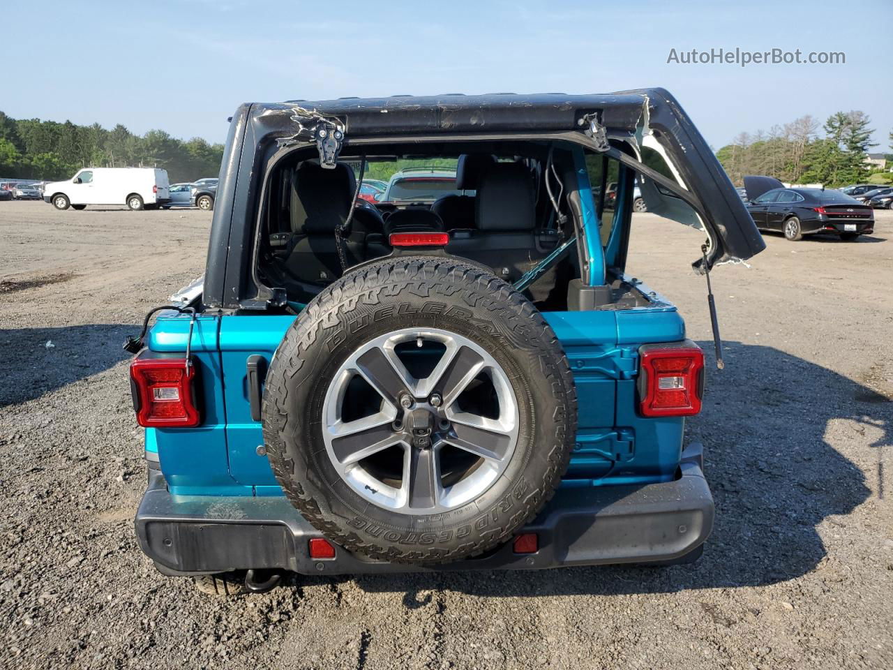 2019 Jeep Wrangler Unlimited Sahara Бирюзовый vin: 1C4HJXEN2KW630468