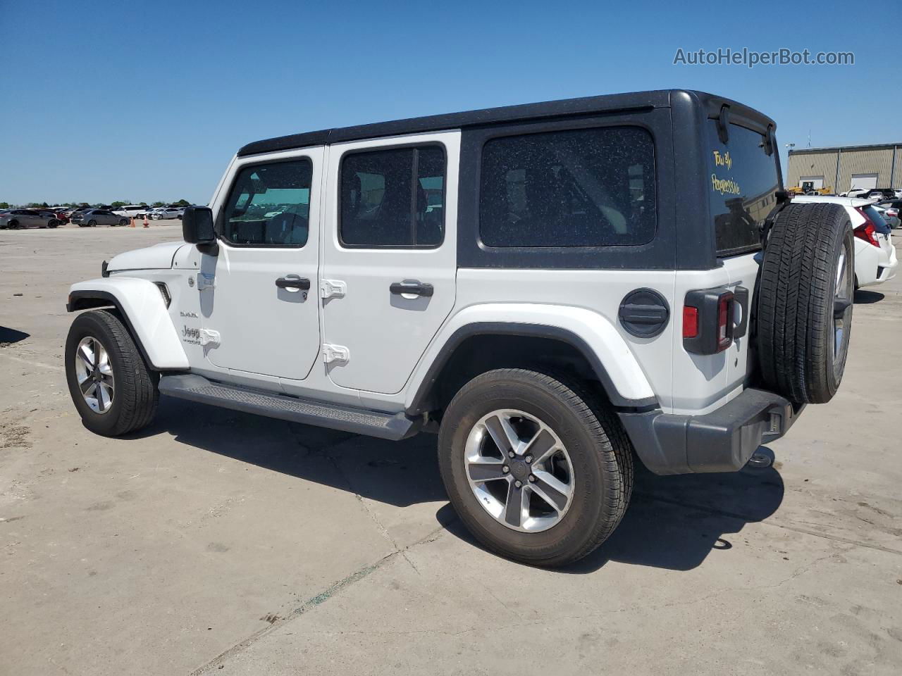 2019 Jeep Wrangler Unlimited Sahara White vin: 1C4HJXEN3KW516222