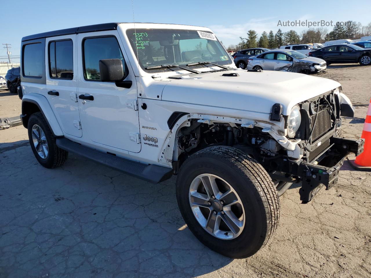 2019 Jeep Wrangler Unlimited Sahara White vin: 1C4HJXEN5KW512110