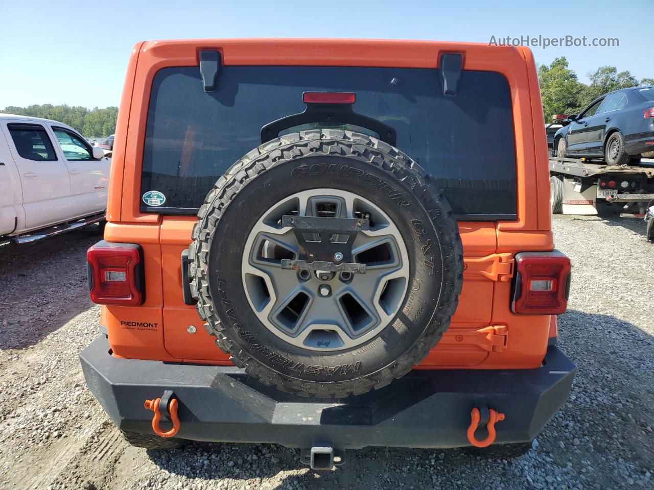 2019 Jeep Wrangler Unlimited Sahara Orange vin: 1C4HJXEN6KW524220