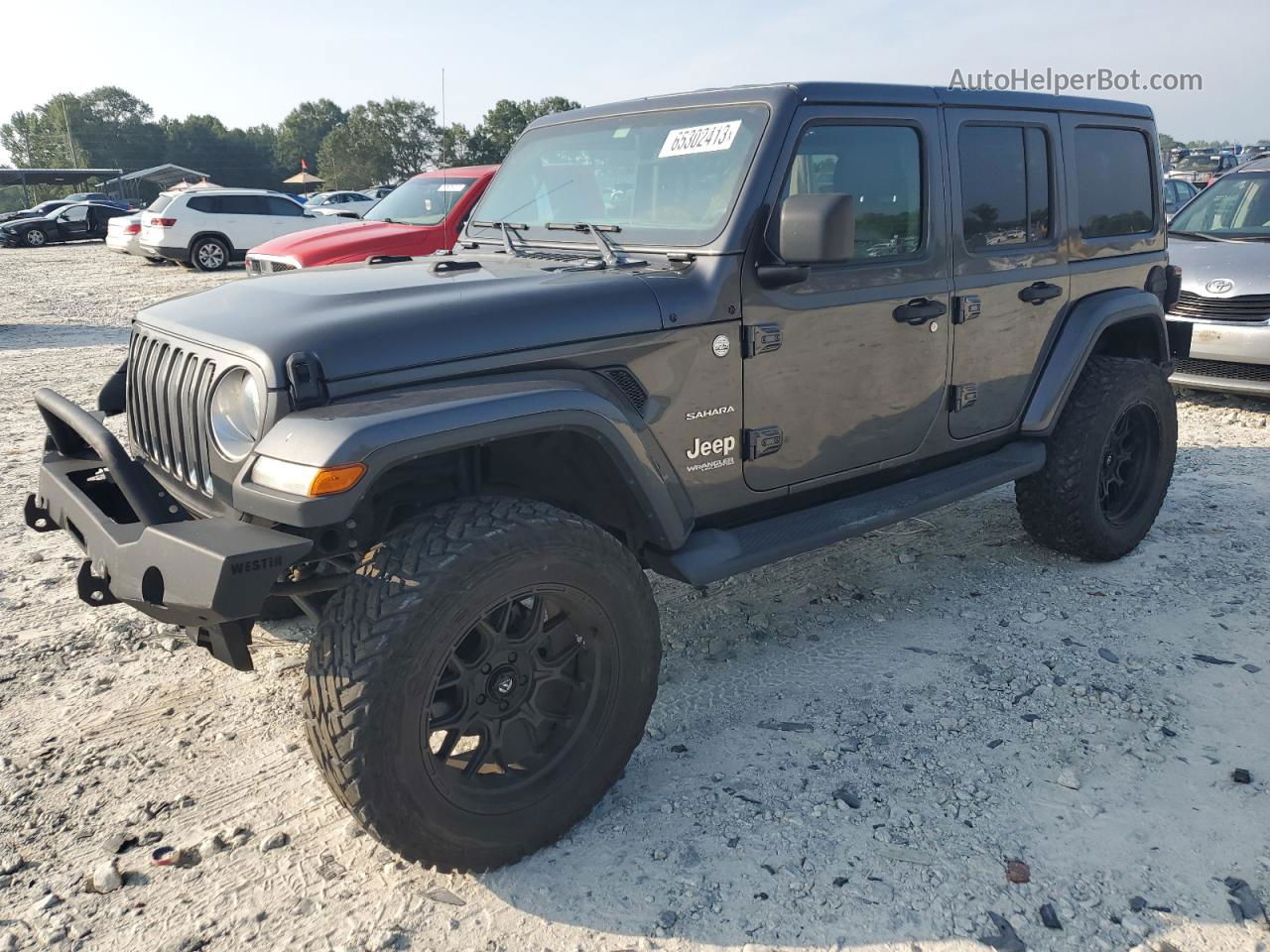 2019 Jeep Wrangler Unlimited Sahara Gray vin: 1C4HJXEN7KW534965