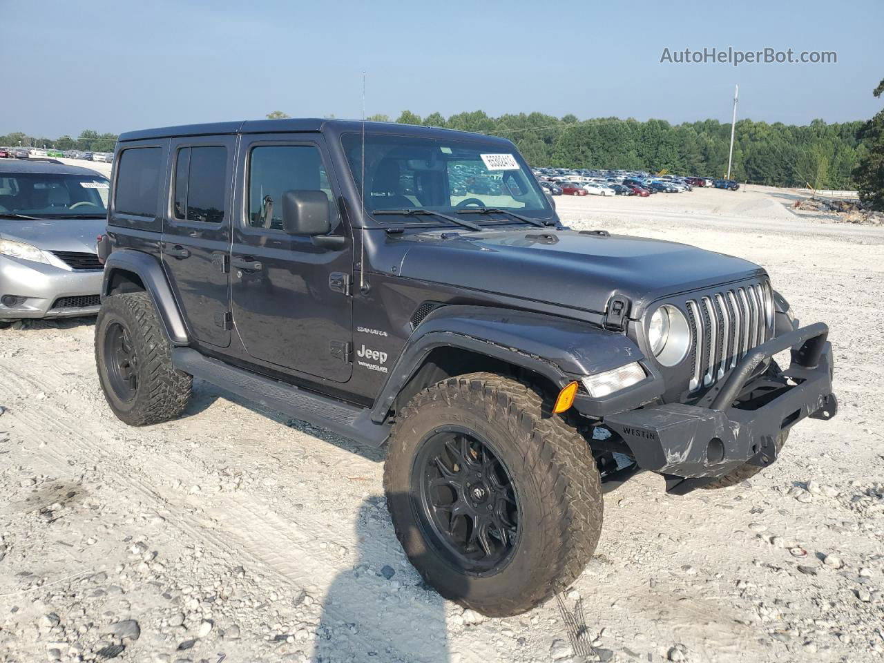 2019 Jeep Wrangler Unlimited Sahara Gray vin: 1C4HJXEN7KW534965