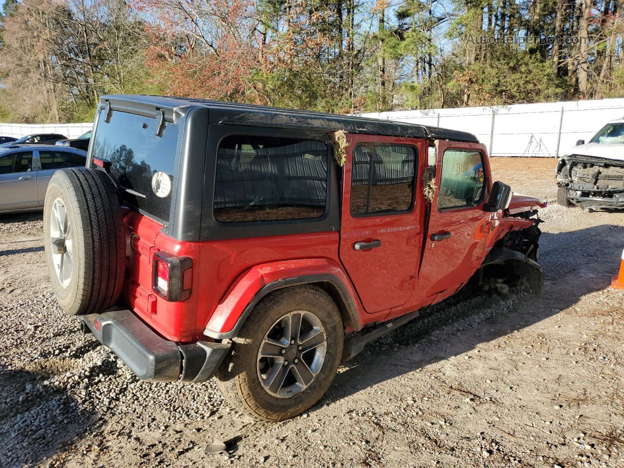 2019 Jeep Wrangler Unlimited Sahara Red vin: 1C4HJXEN8KW545733