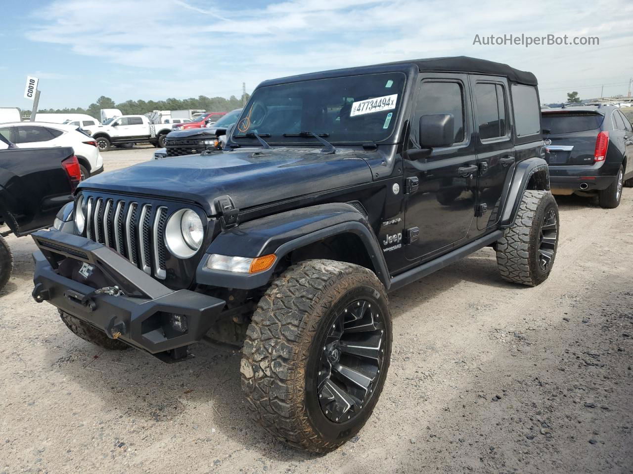 2019 Jeep Wrangler Unlimited Sahara Black vin: 1C4HJXEN9KW595962