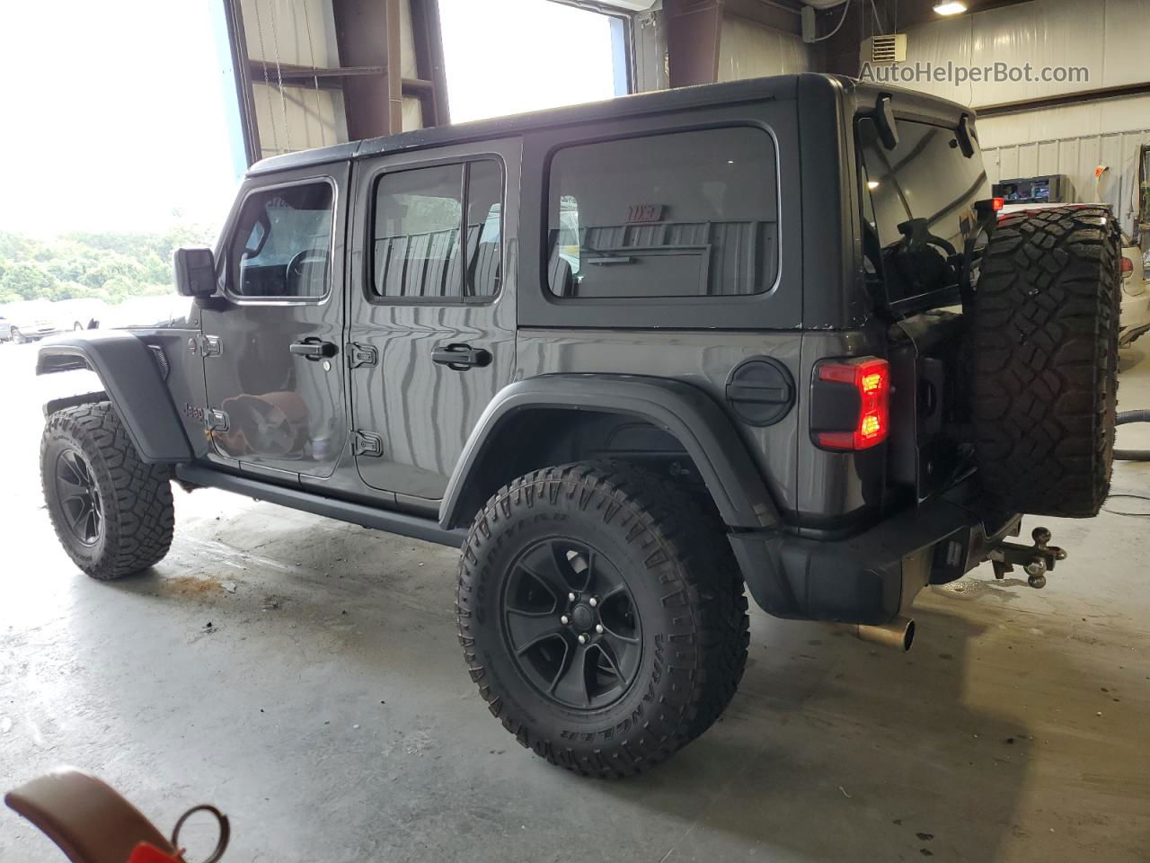 2019 Jeep Wrangler Unlimited Rubicon Charcoal vin: 1C4HJXFG9KW589935