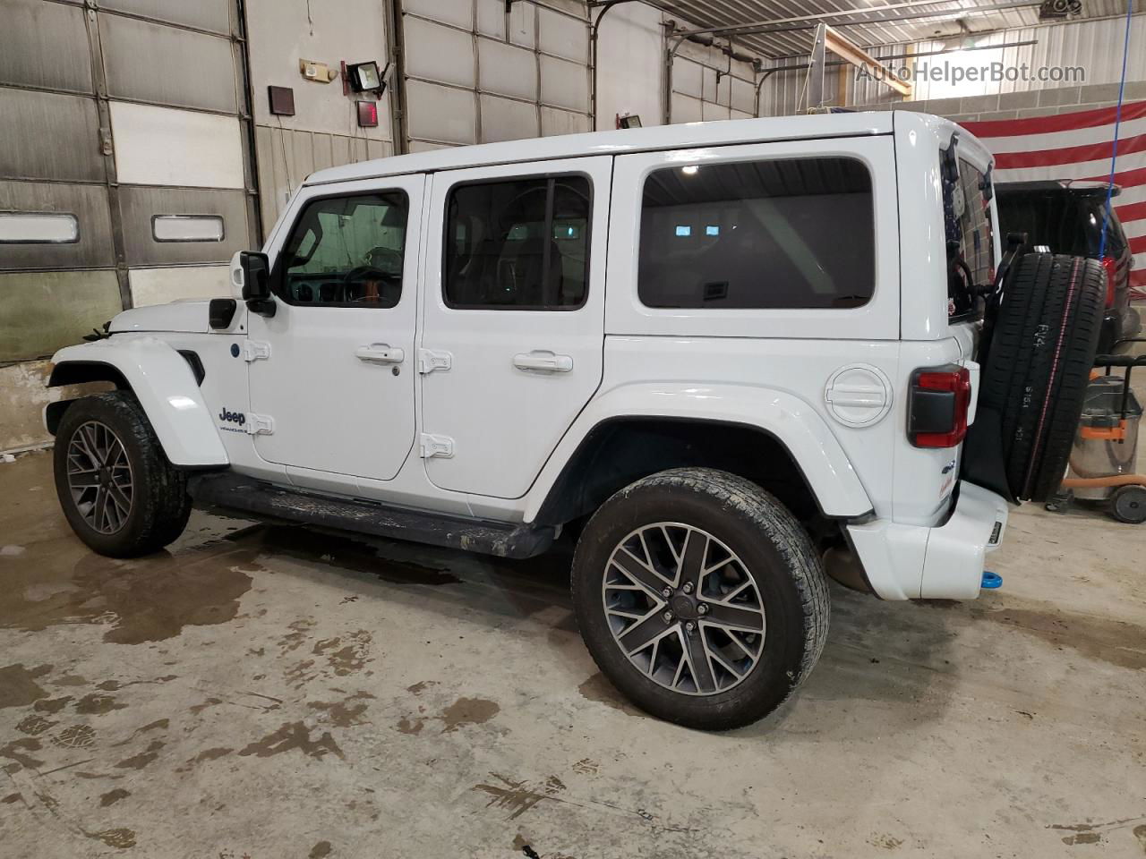 2023 Jeep Wrangler Sahara 4xe White vin: 1C4JJXP63PW569498