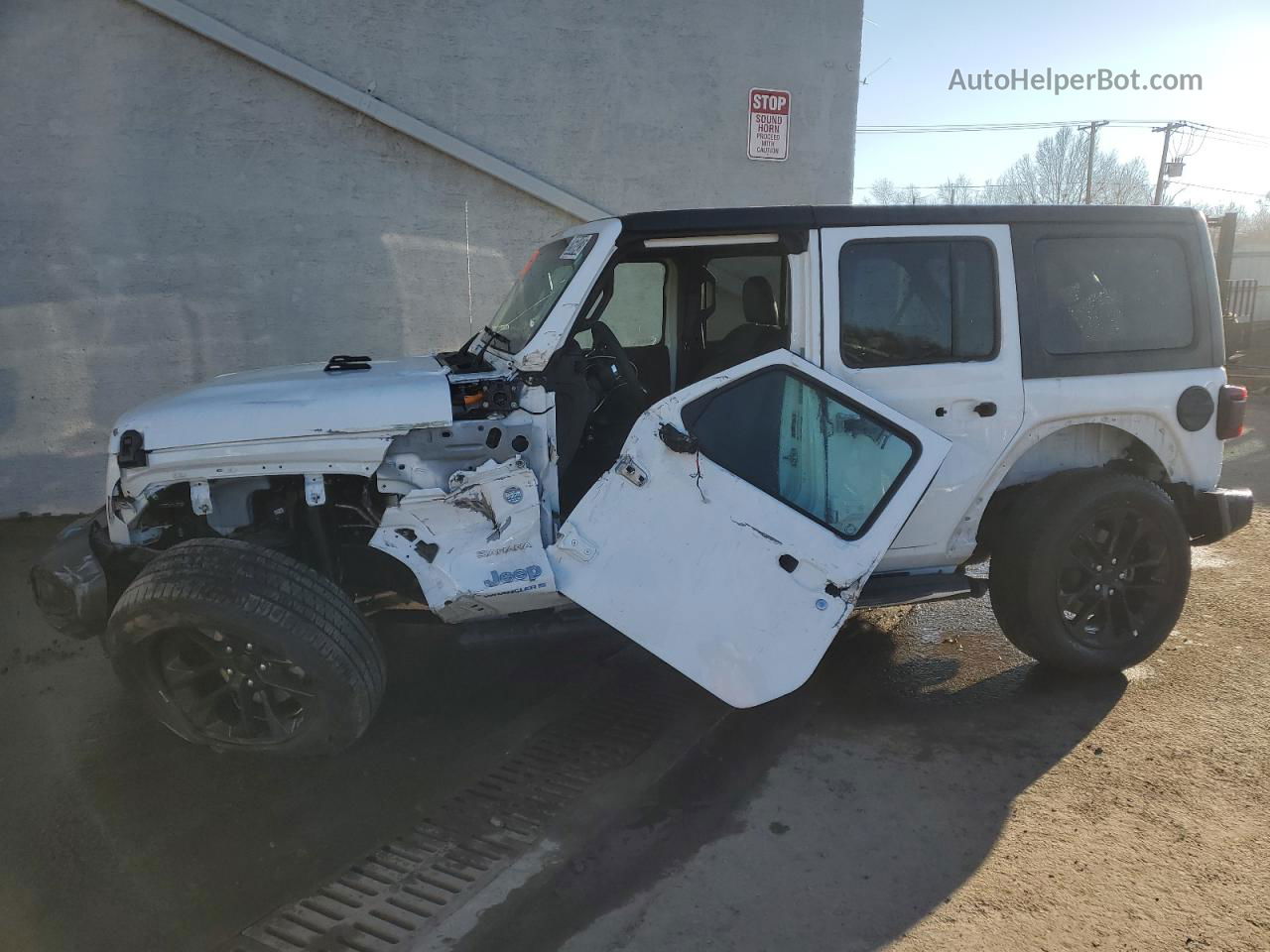 2023 Jeep Wrangler Sahara 4xe White vin: 1C4JJXP64PW642667