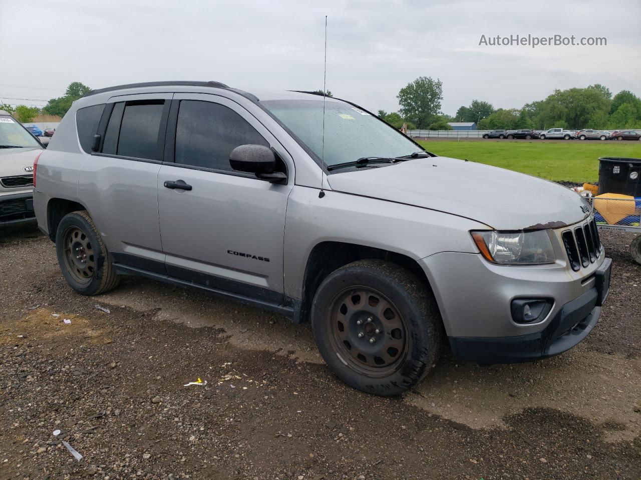 2014 Jeep Compass Sport Silver vin: 1C4NJCBA5ED819547