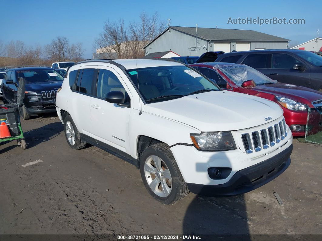 2016 Jeep Compass Sport White vin: 1C4NJCBB5GD590217